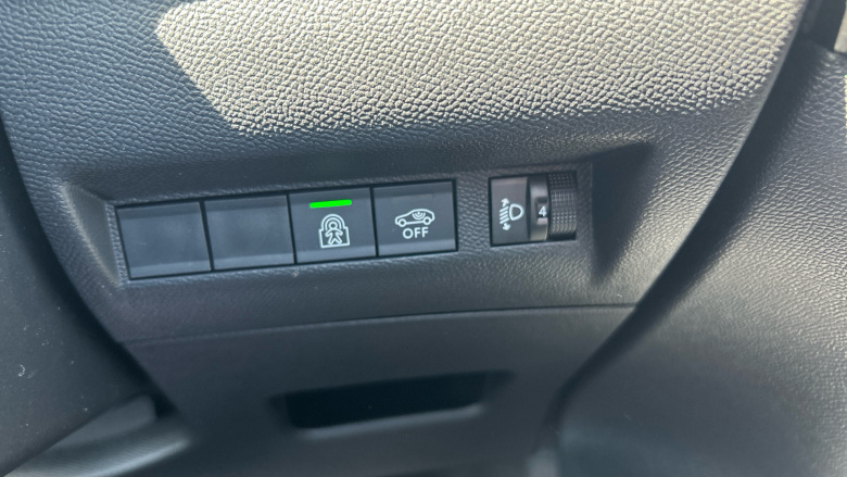 Peugeot 208 1.2 Hybrid 100 Allure 5dr e-DSC6 Petrol Hatchback